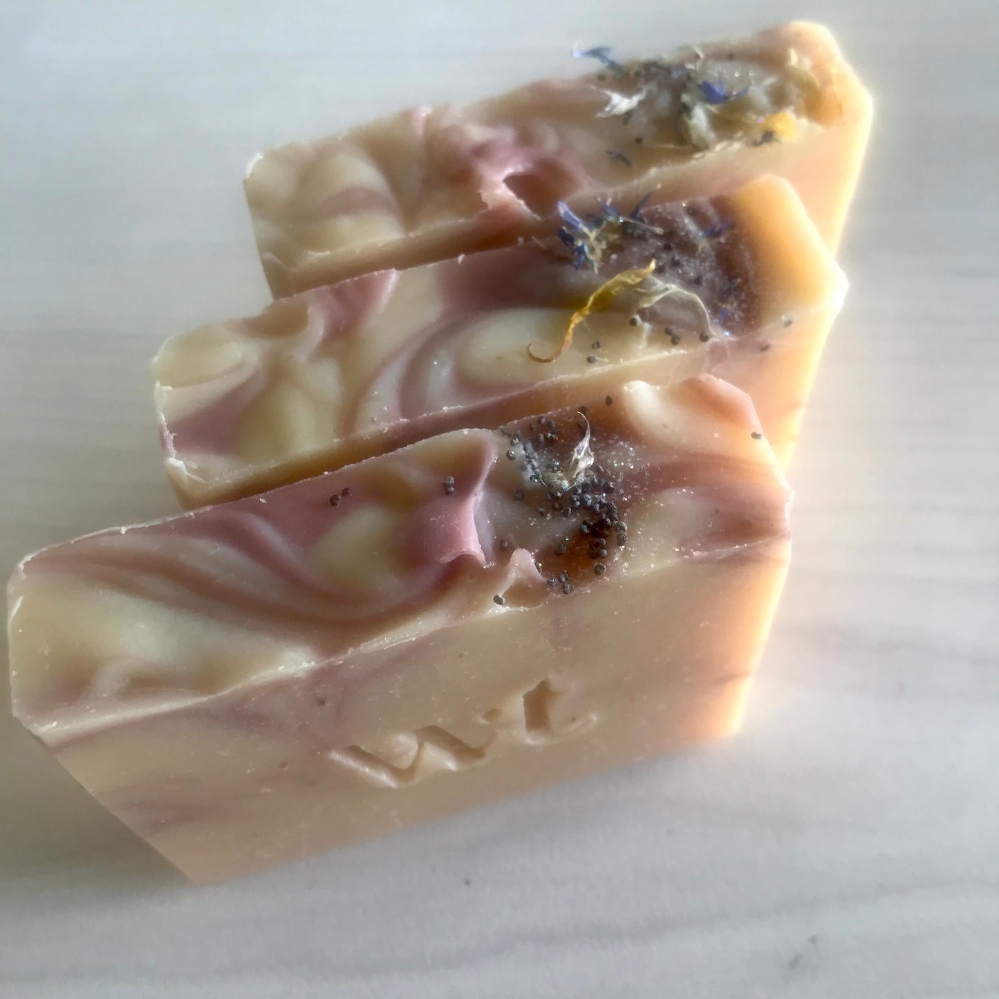 IRISH MOSS (Face + Body Bar) - Irish Sea Moss Goat Milk Soap with Lavender, Rose and Tea Tree Oil